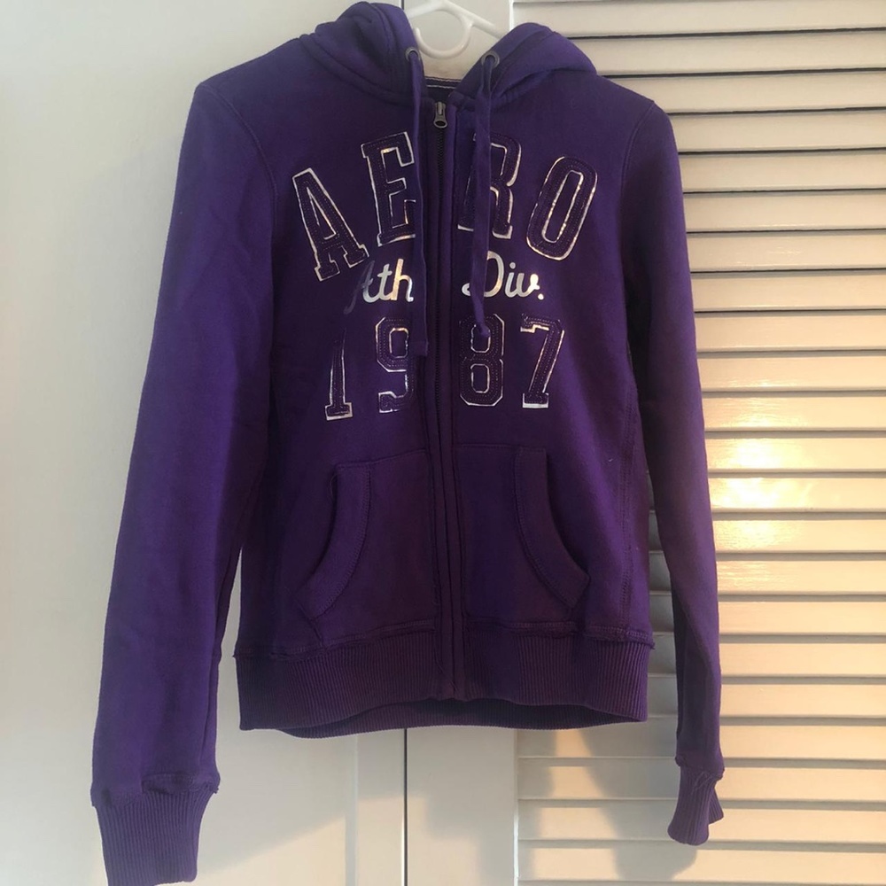 Aeropostale Hoodie with zip and plush hood